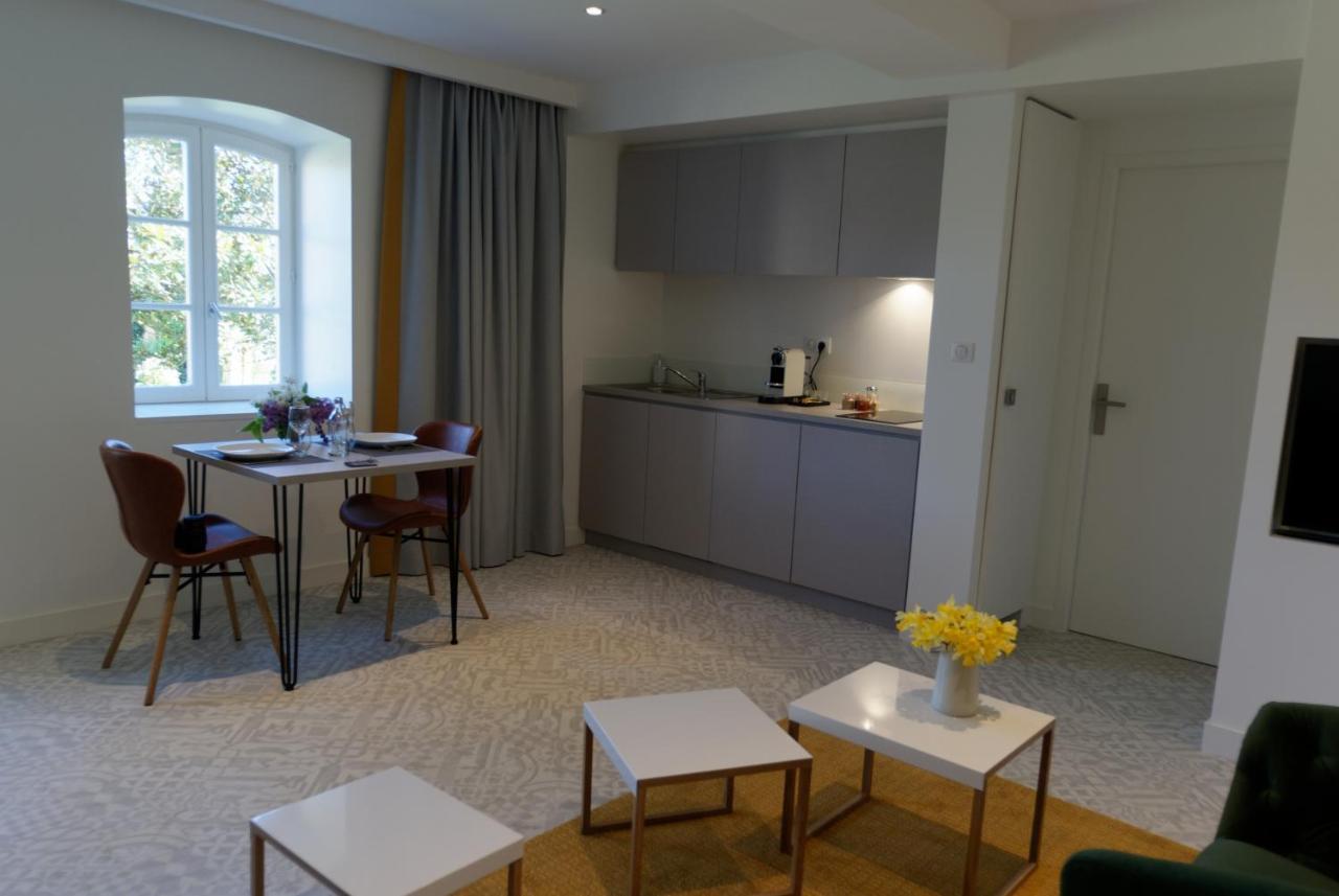 Lodges En Pierres Dorees Saint-Germain-Nuelles Экстерьер фото