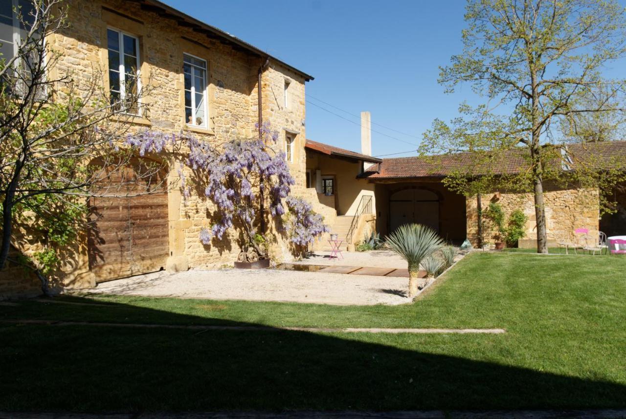 Lodges En Pierres Dorees Saint-Germain-Nuelles Экстерьер фото